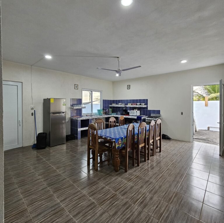 Comedor familiar en monterrico