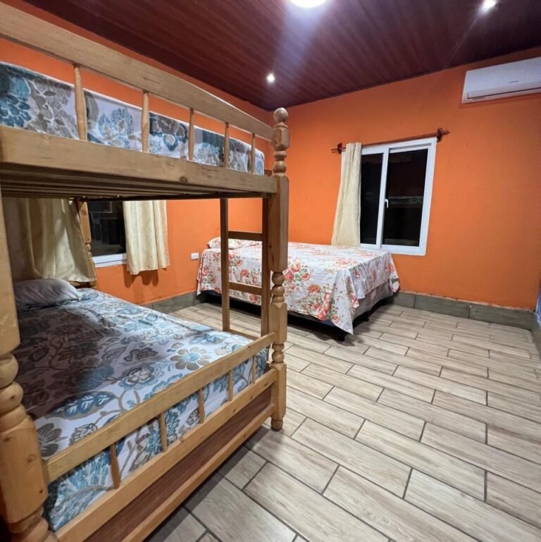 Cabañas de Monterrico - foto 5