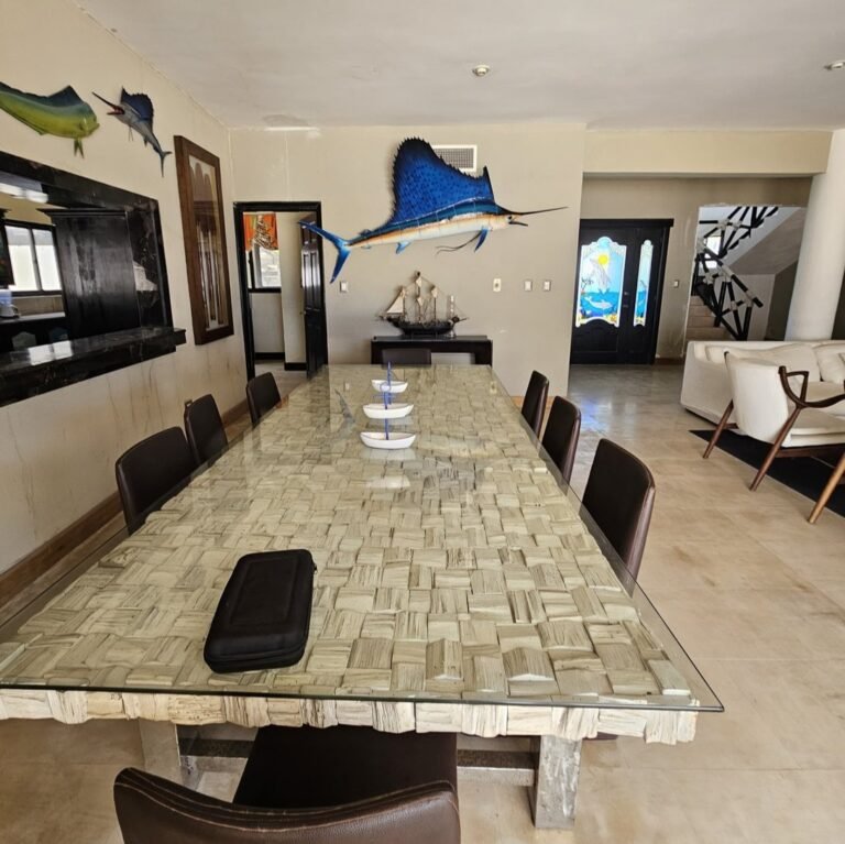 casa antara hawaii comedor